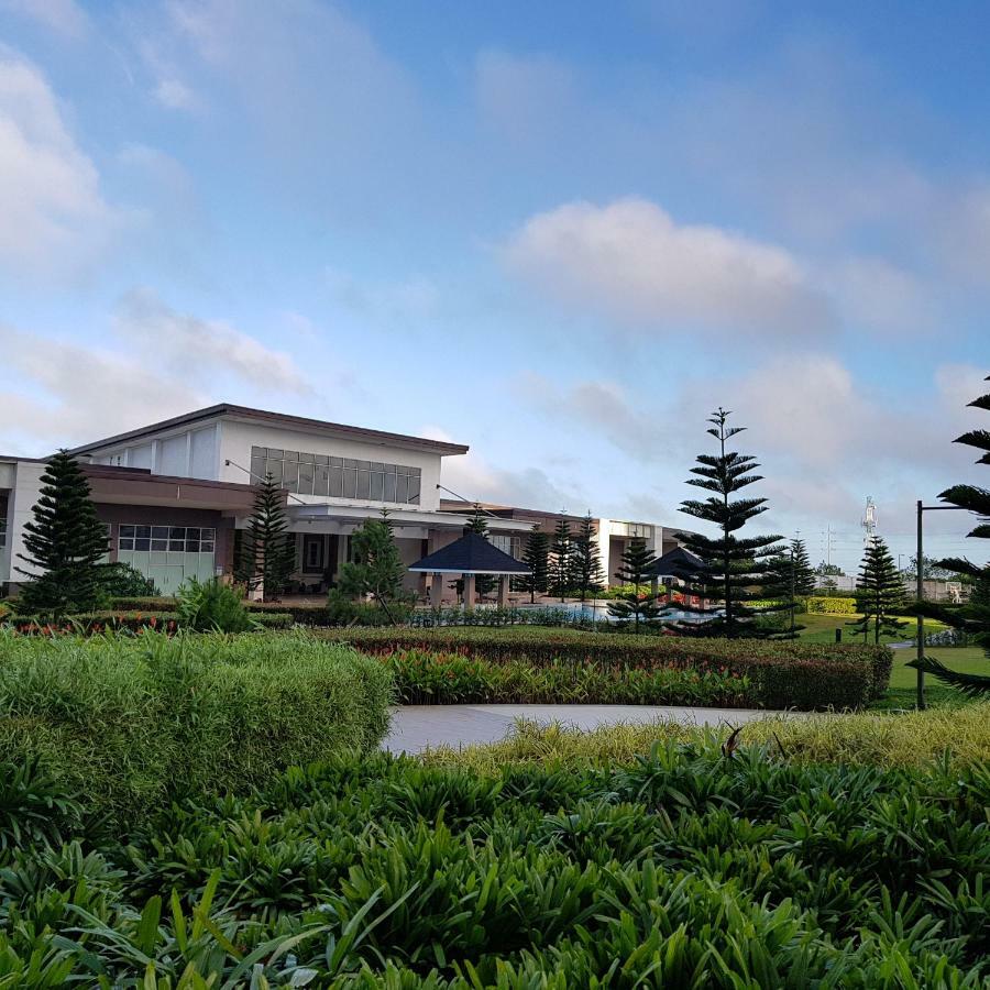 טגאיטאי D'Nest Lake Parc Tagaytay מראה חיצוני תמונה